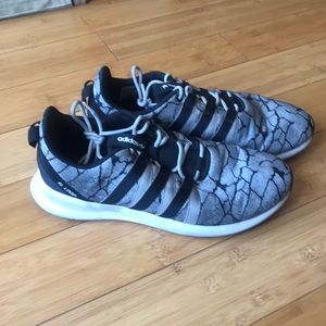 Adidas SL Loop shoes